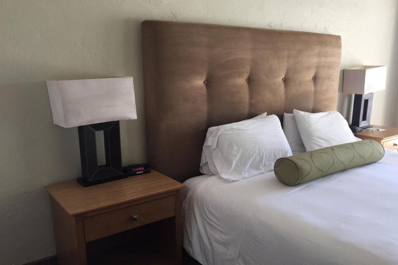 Surfer Beach Hotel San Diego Luaran gambar