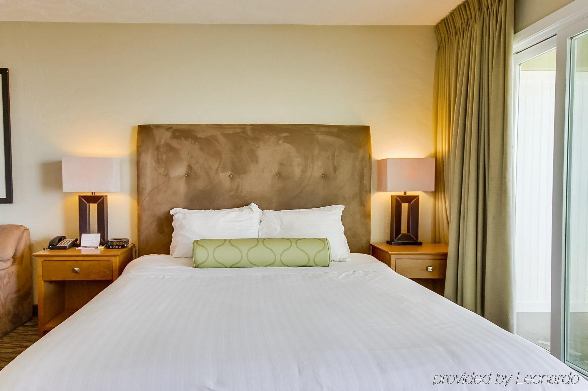 Surfer Beach Hotel San Diego Luaran gambar