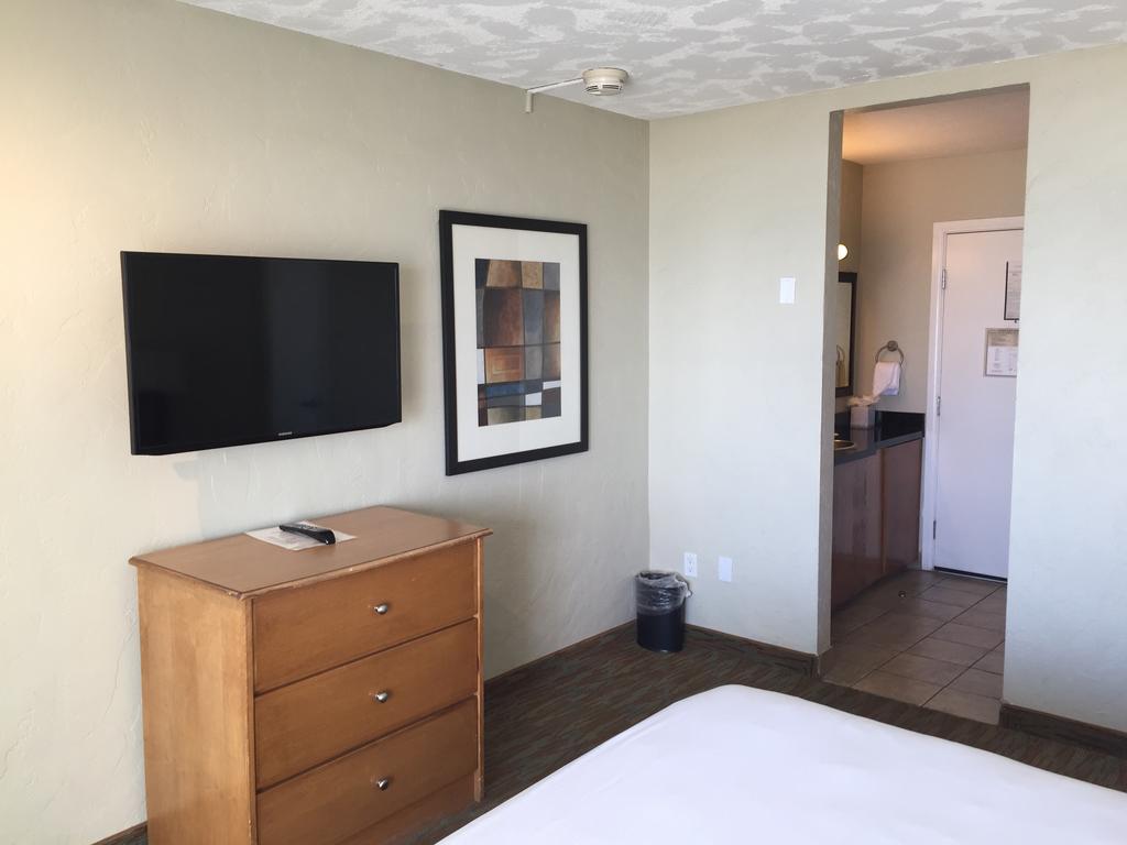 Surfer Beach Hotel San Diego Luaran gambar