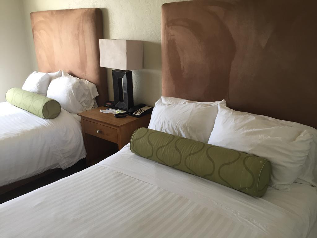 Surfer Beach Hotel San Diego Luaran gambar